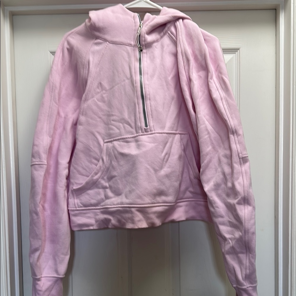 Lululemon cropped scuba. Light pink